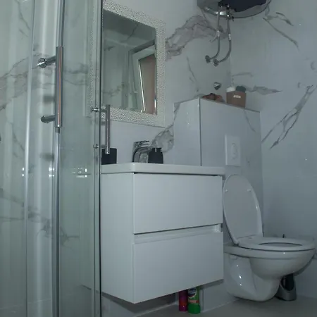 House Kovacevic Апартаменты Макарска
